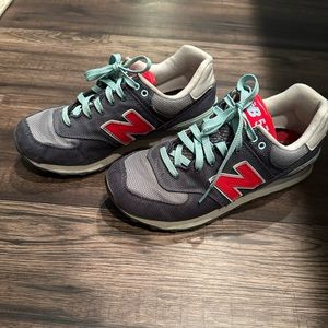 Women’s New Balance 574 Sneakers, size 7